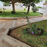 Peaceful And Private With Terrace Σαλέ