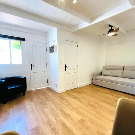 Domek alpejski Peaceful And Private With Terrace