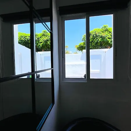 Peaceful And Private With Terrace 샬레 아로나